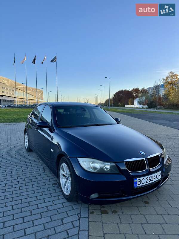 Седан BMW 3 Series 2007 в Львові