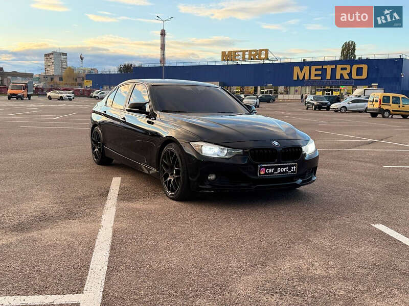 Седан BMW 3 Series 2012 в Житомире