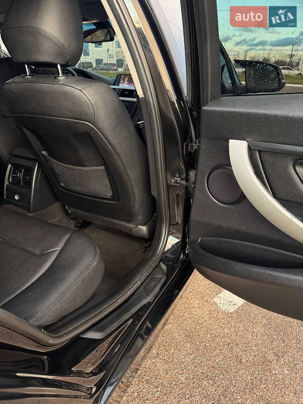 Седан BMW 3 Series 2012 в Житомире