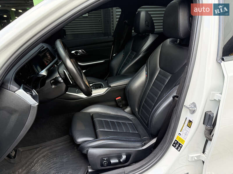 Седан BMW 3 Series 2019 в Києві