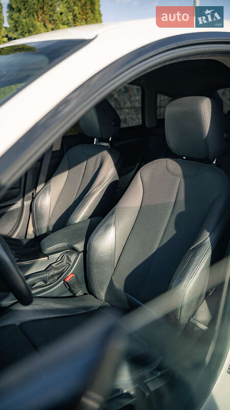 Седан BMW 3 Series 2013 в Львове фото 15 Седан BMW 3 Series 2013 в Львове