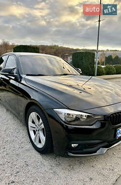 Седан BMW 3 Series 2016 в Днепре