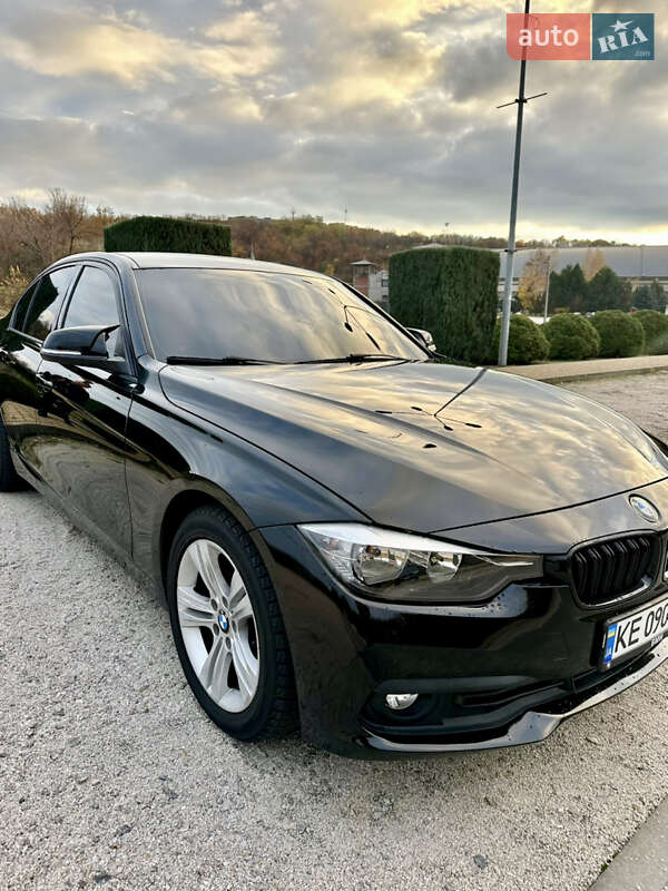 Седан BMW 3 Series 2016 в Дніпрі фото 5 Седан BMW 3 Series 2016 в Дніпрі