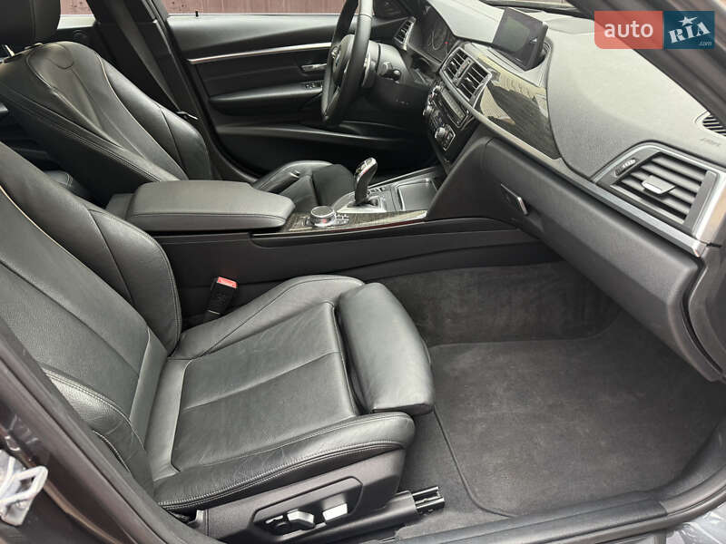 Седан BMW 3 Series 2018 в Буче фото 30 Седан BMW 3 Series 2018 в Буче