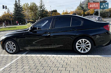 Седан BMW 3 Series 2015 в Киеве