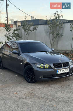Седан BMW 3 Series 2006 в Калуше