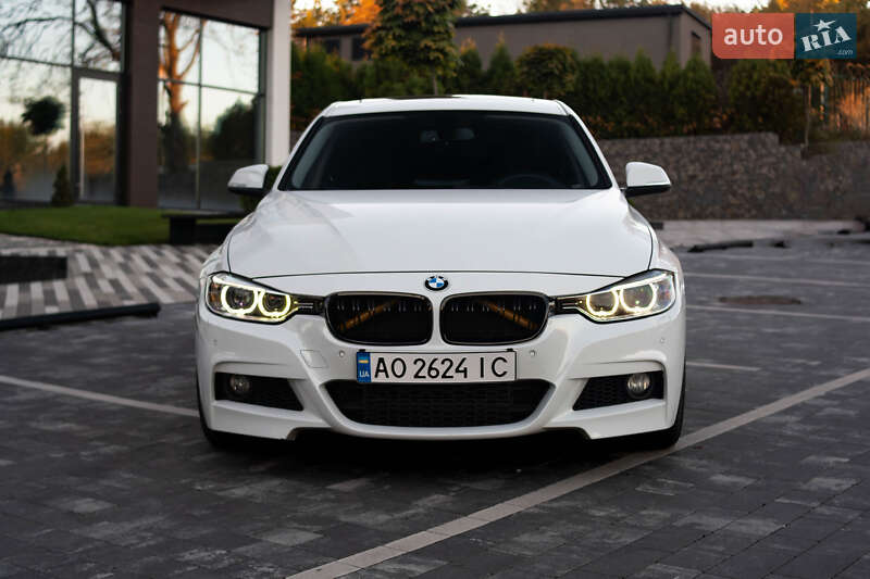 Седан BMW 3 Series 2013 в Ужгороде