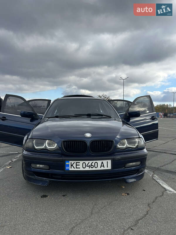 Седан BMW 3 Series 2001 в Днепре