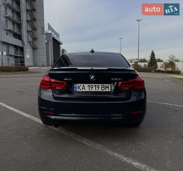 Седан BMW 3 Series 2016 в Києві