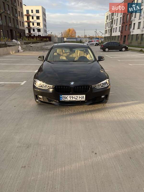 Седан BMW 3 Series 2014 в Ровно фото 11 Седан BMW 3 Series 2014 в Ровно