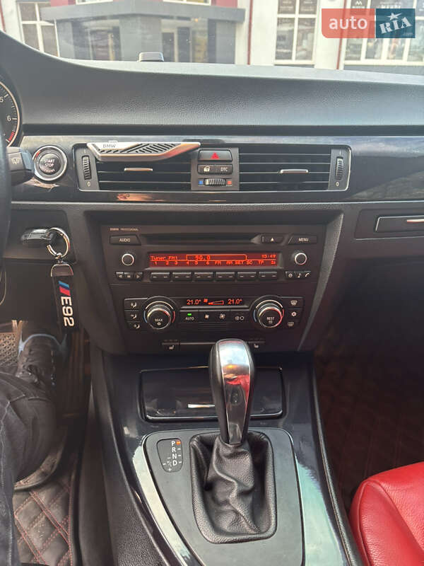 Купе BMW 3 Series 2009 в Николаеве