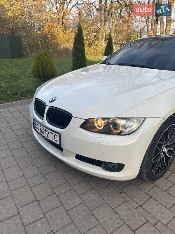 Купе BMW 3 Series 2009 в Николаеве