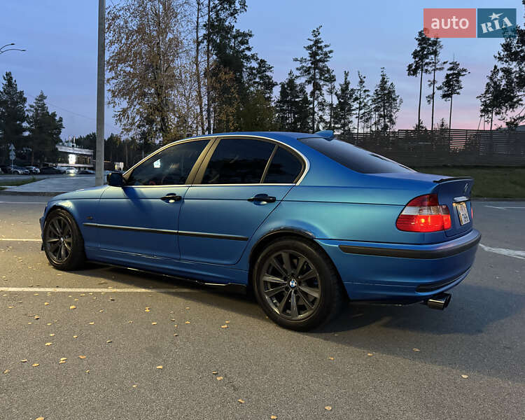 Седан BMW 3 Series 1999 в Киеве