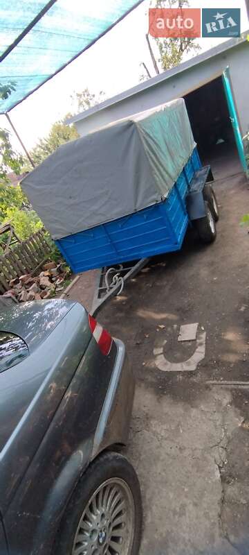 Седан BMW 3 Series 2000 в Синельниково