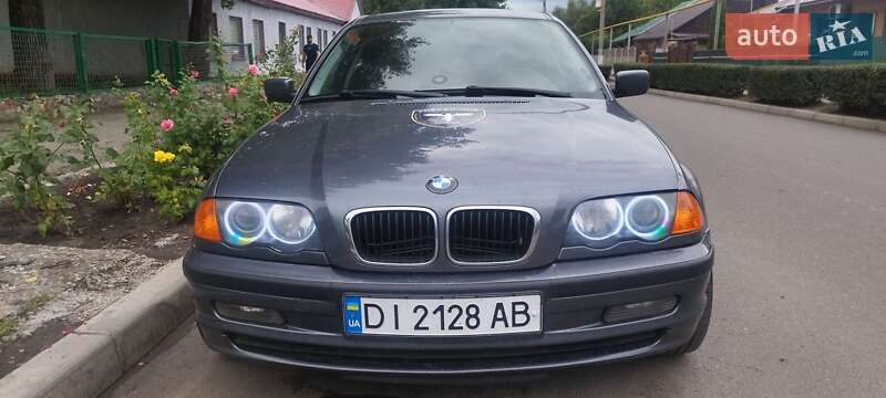 Седан BMW 3 Series 2000 в Синельниково