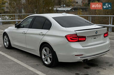 Седан BMW 3 Series 2015 в Києві