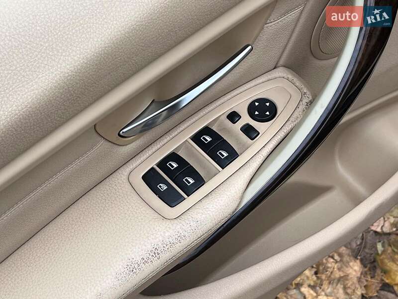 Седан BMW 3 Series 2014 в Києві