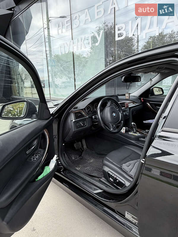 Седан BMW 3 Series 2013 в Одессе