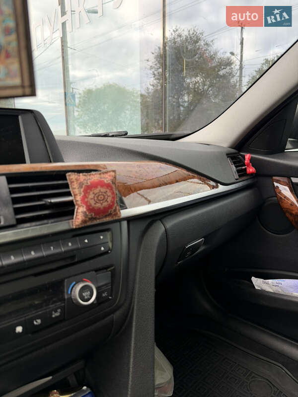 Седан BMW 3 Series 2013 в Одессе