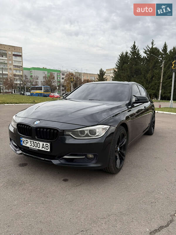 Седан BMW 3 Series 2013 в Ровно фото 2 Седан BMW 3 Series 2013 в Ровно