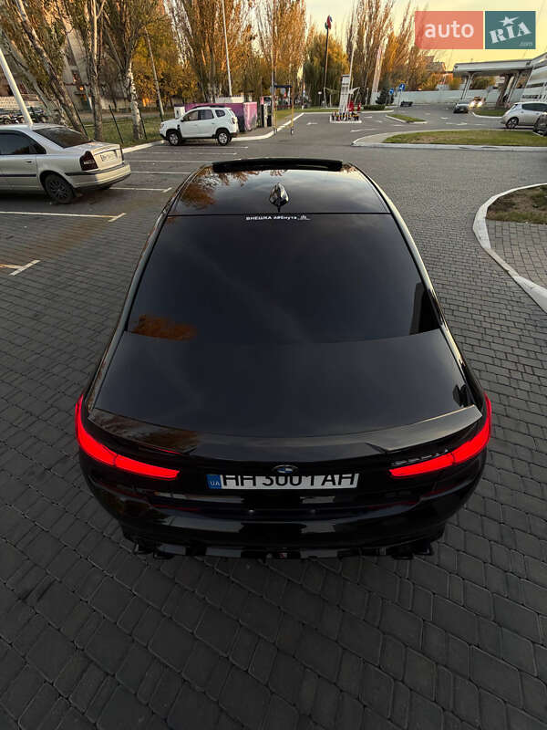 Седан BMW 3 Series 2019 в Одессе