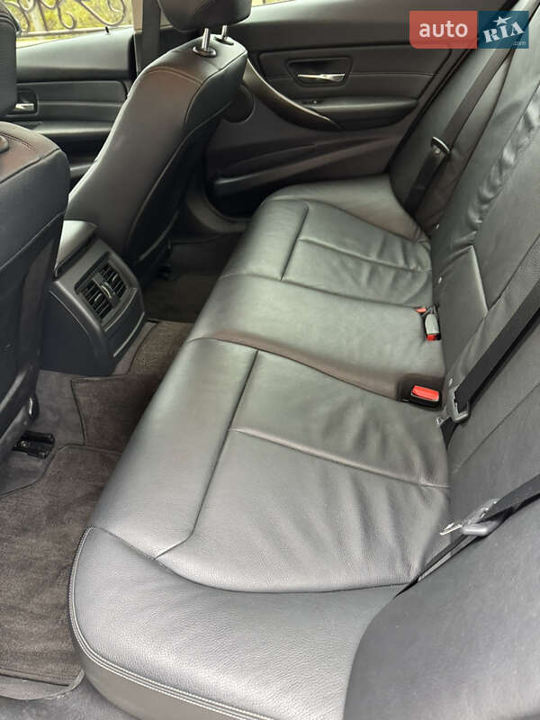 Седан BMW 3 Series 2013 в Одессе