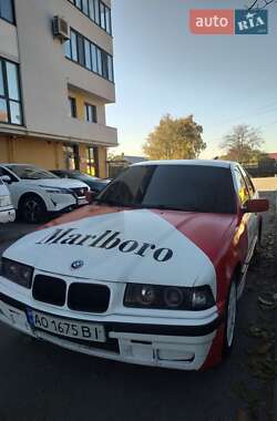 Седан BMW 3 Series 1992 в Львове
