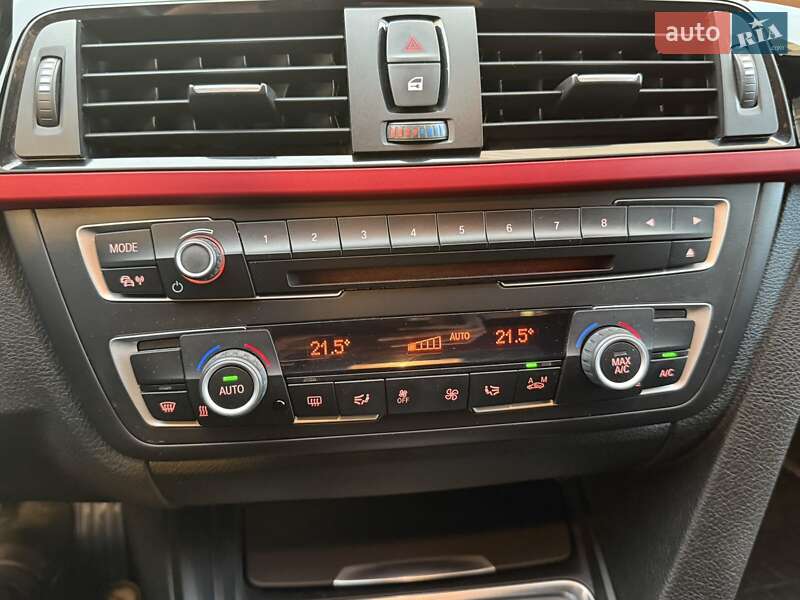 Седан BMW 3 Series 2015 в Ивано-Франковске