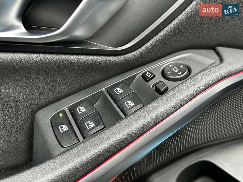 Седан BMW 3 Series 2021 в Киеве