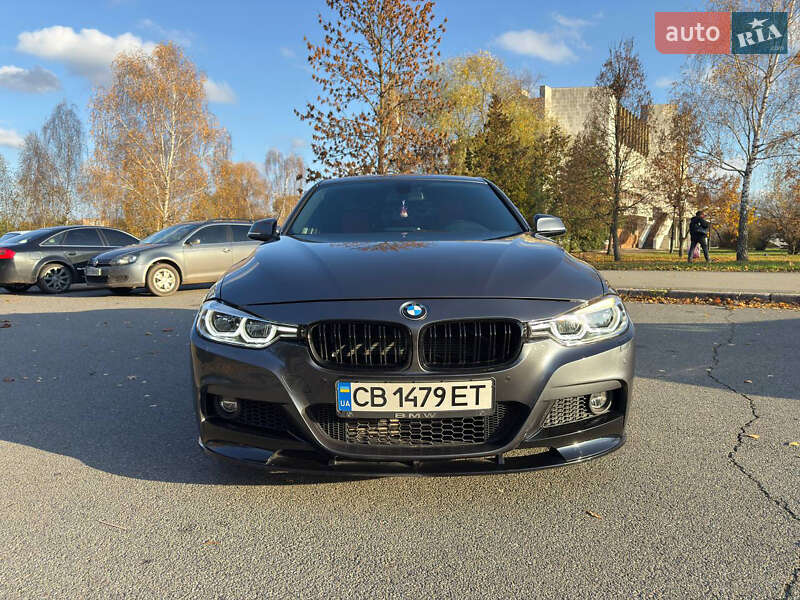 Седан BMW 3 Series 2016 в Чернигове