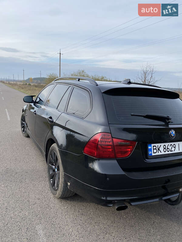 Универсал BMW 3 Series 2009 в Ровно фото 3 Универсал BMW 3 Series 2009 в Ровно