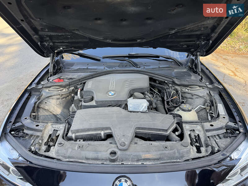 Седан BMW 3 Series 2012 в Умани