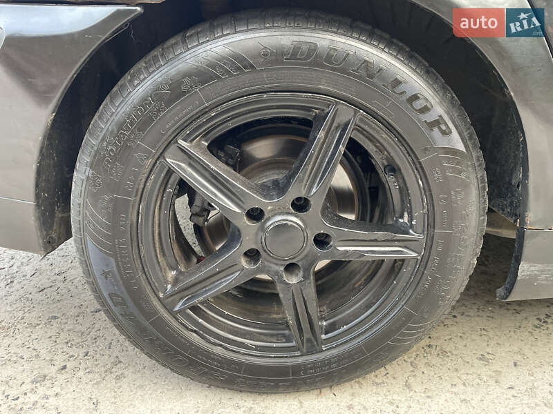 Седан BMW 3 Series 1999 в Градижске