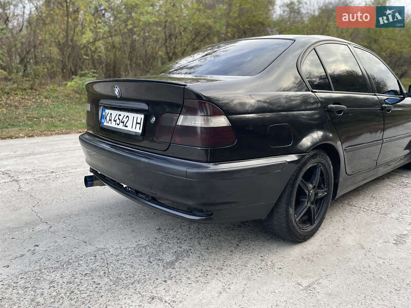 Седан BMW 3 Series 1999 в Градижске