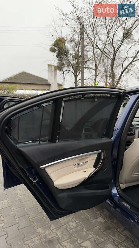 Седан BMW 3 Series 2016 в Житомире