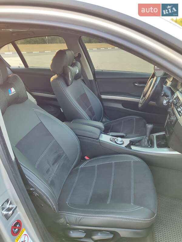 Седан BMW 3 Series 2006 в Желтых Водах