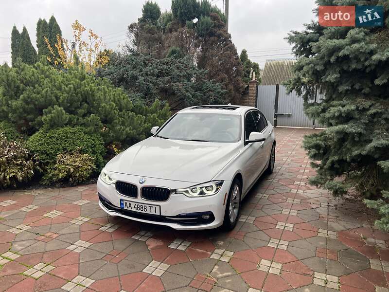 Седан BMW 3 Series 2016 в Києві