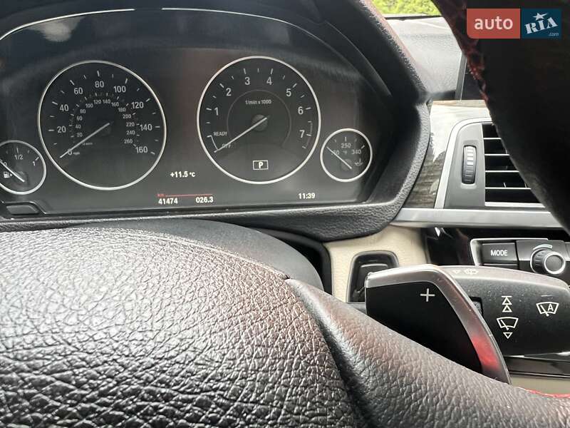 Седан BMW 3 Series 2016 в Києві
