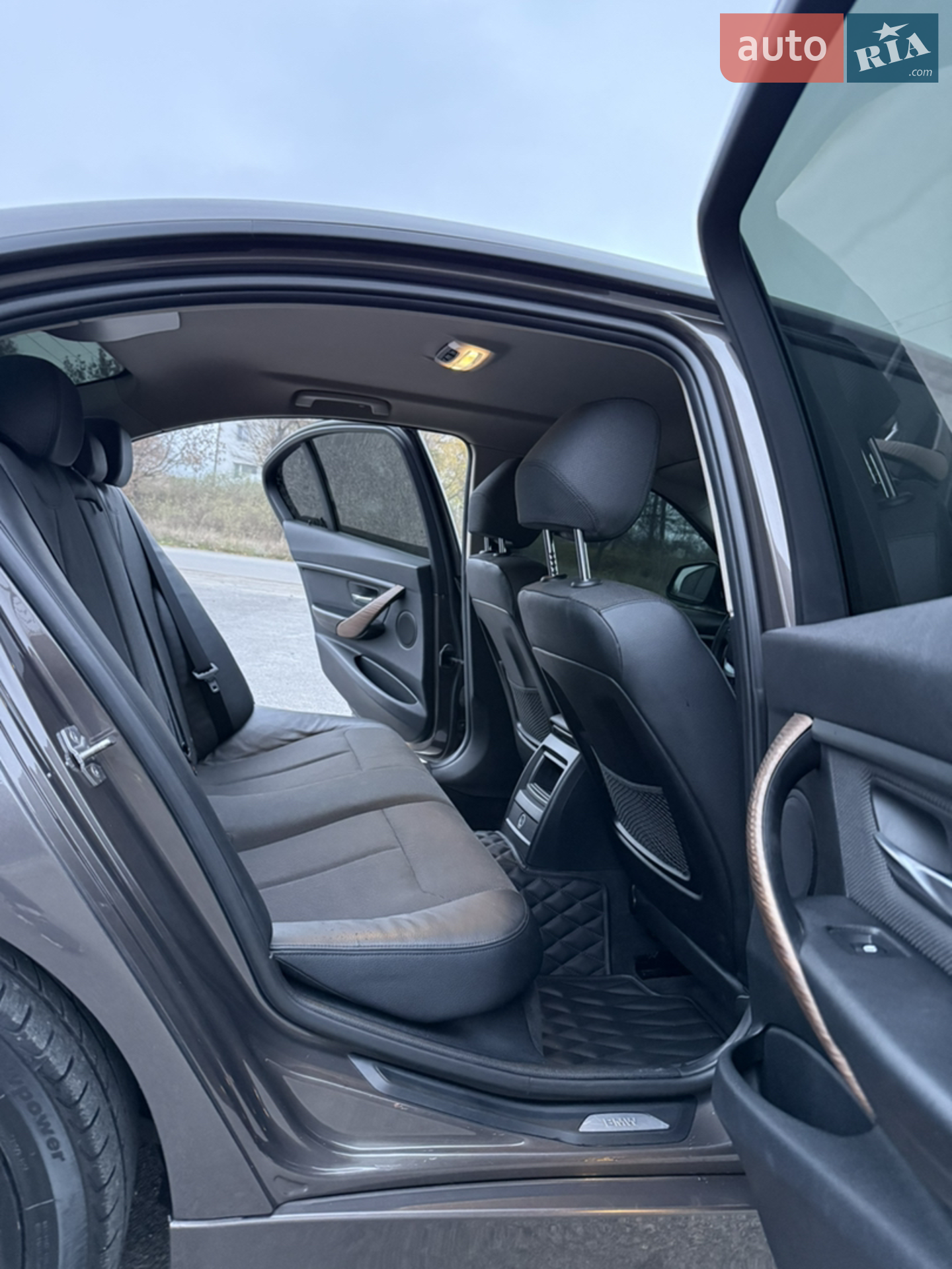 2012 BMW 3er - мініатюра 6