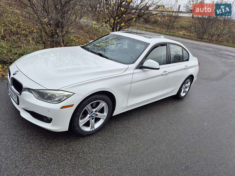 Седан BMW 3 Series 2014 в Сквире