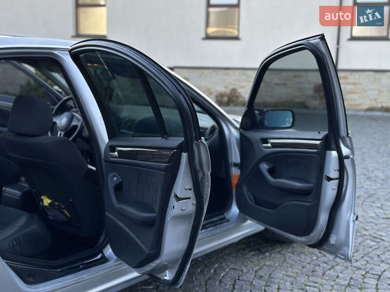 Седан BMW 3 Series 2000 в Жовкве