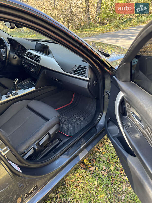Универсал BMW 3 Series 2014 в Тростянце