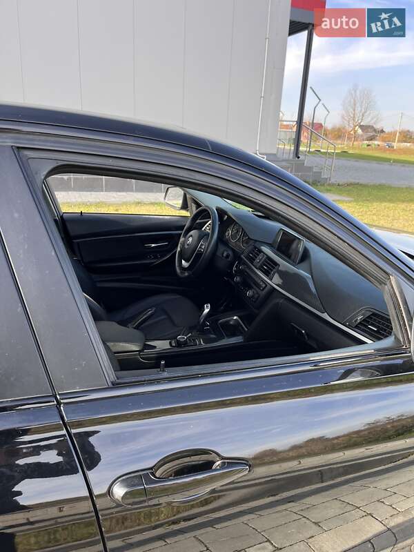 Седан BMW 3 Series 2014 в Рівному