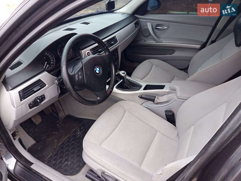 Седан BMW 3 Series 2006 в Ивано-Франковске