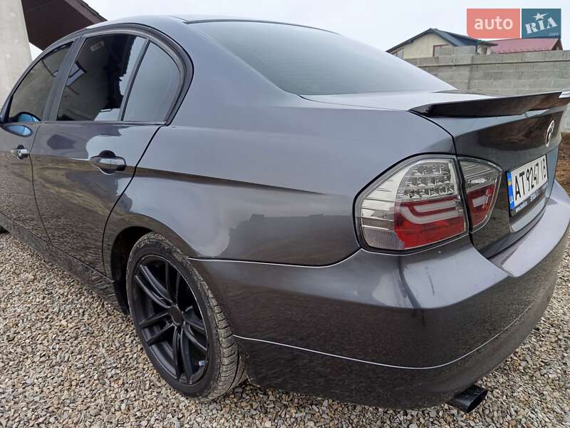 Седан BMW 3 Series 2006 в Ивано-Франковске