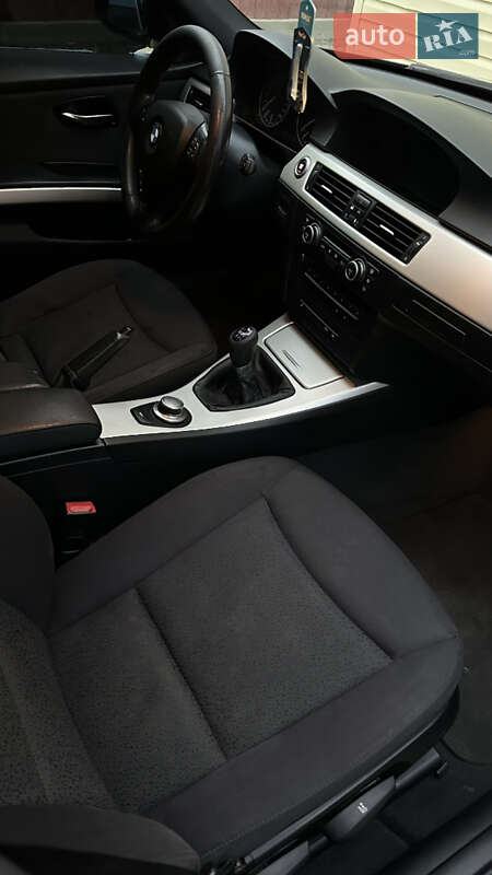 Универсал BMW 3 Series 2008 в Косове фото 23 Универсал BMW 3 Series 2008 в Косове