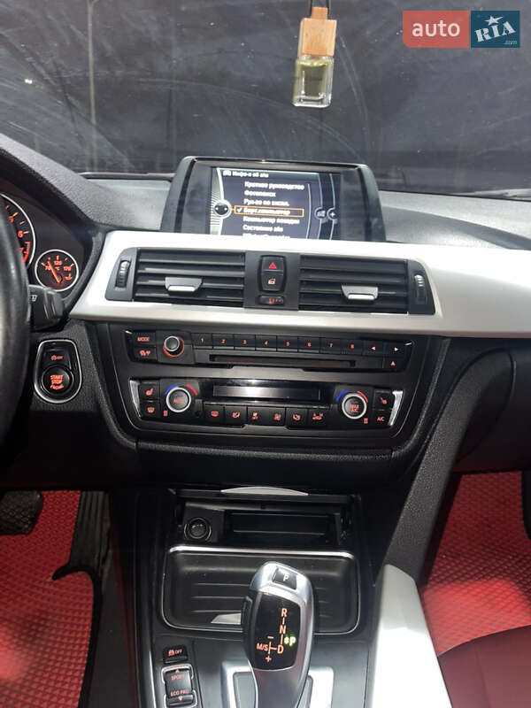 Седан BMW 3 Series 2012 в Одесі