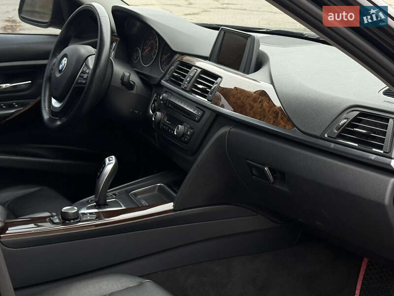 Седан BMW 3 Series 2013 в Запорожье