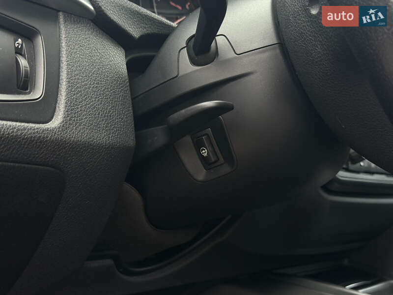 Седан BMW 3 Series 2013 в Запорожье