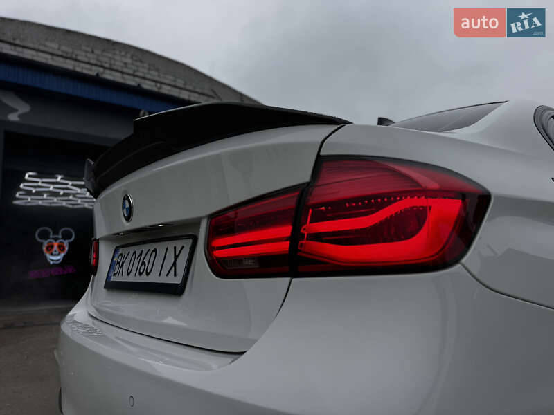 Седан BMW 3 Series 2013 в Житомире